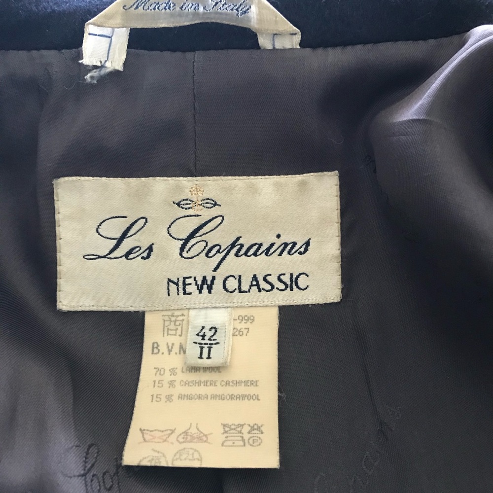 Double-breasted Classic Overcoat. - Picture 5 of 5